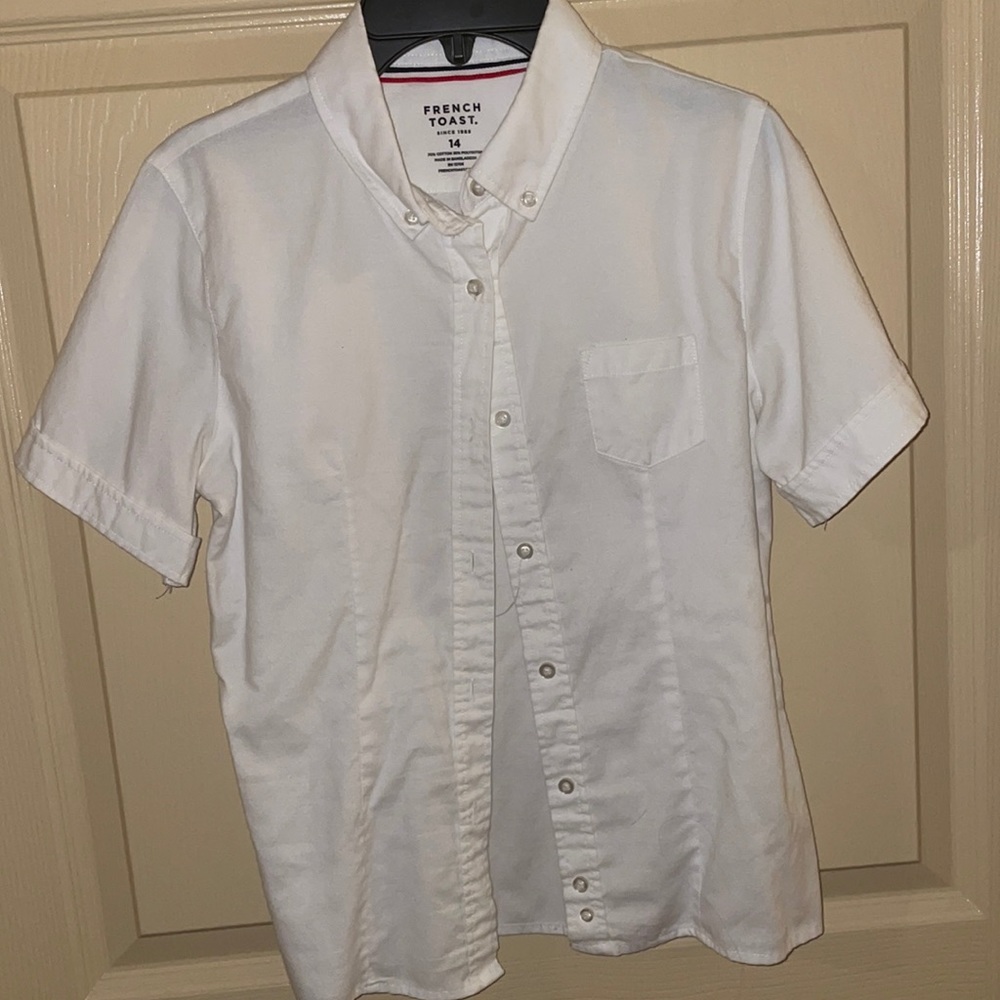 Girl’s Basic White Button